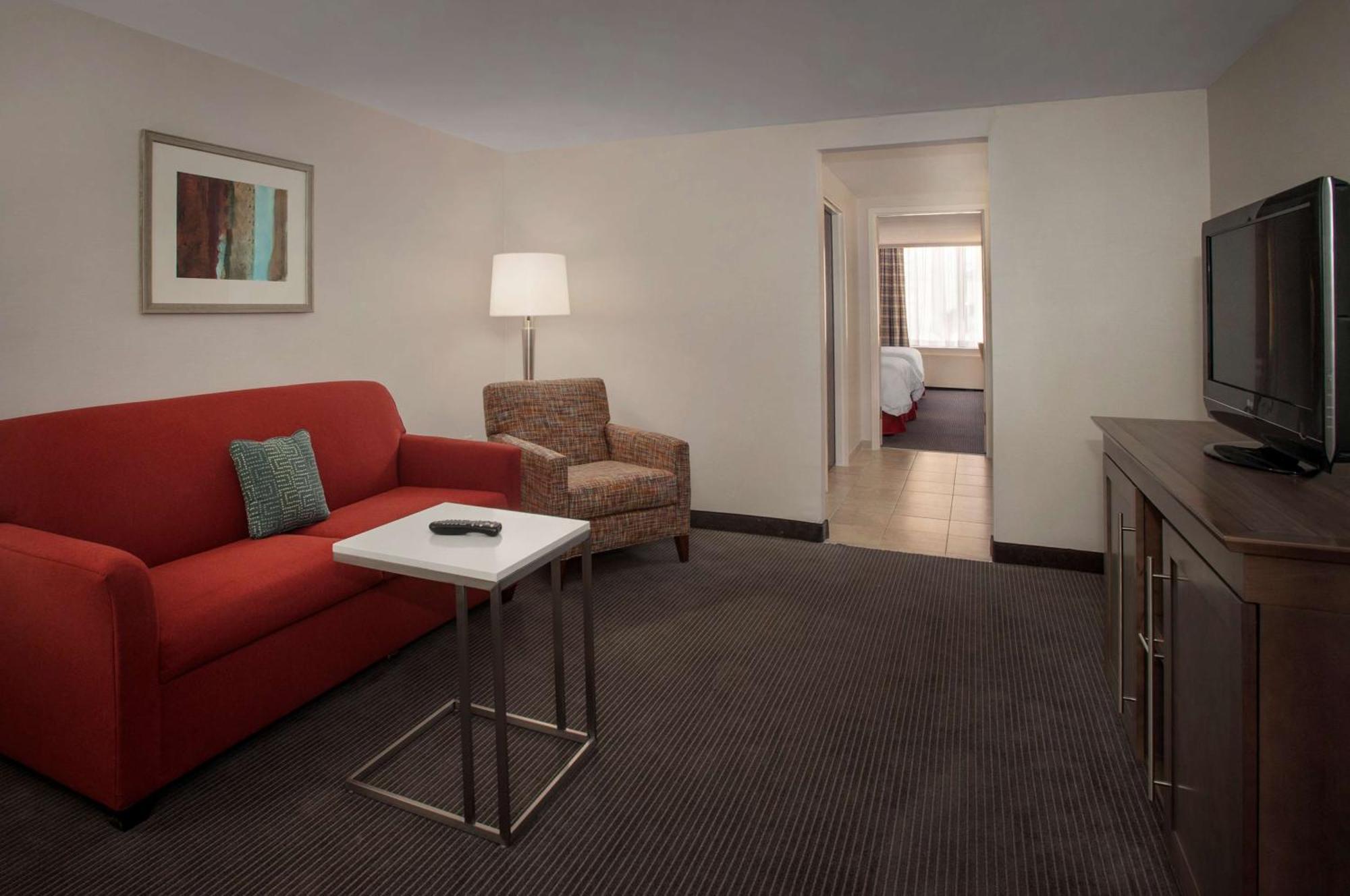 Hampton Inn & Suites Milwaukee Downtown Exteriör bild